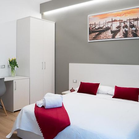 Venice Rooms Mestre Buitenkant foto